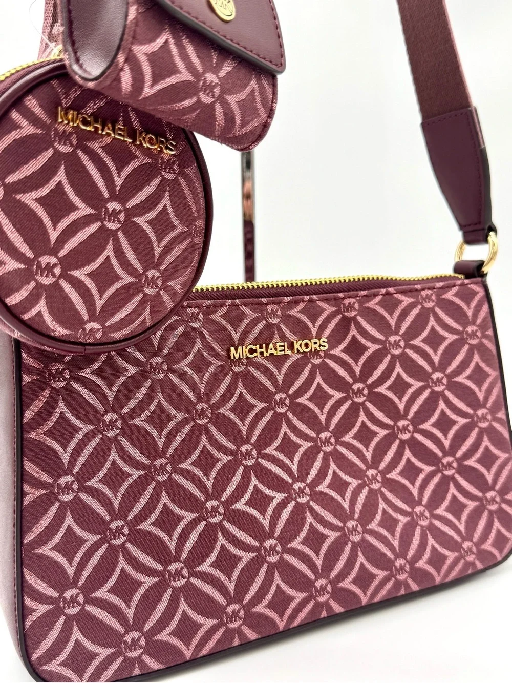 Michael Kors Jet Set Logo Crossbody Bag with Case for Apple AirPods Pro Ox Blood